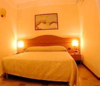 Amaranto Hotel Afragola Extérieur photo